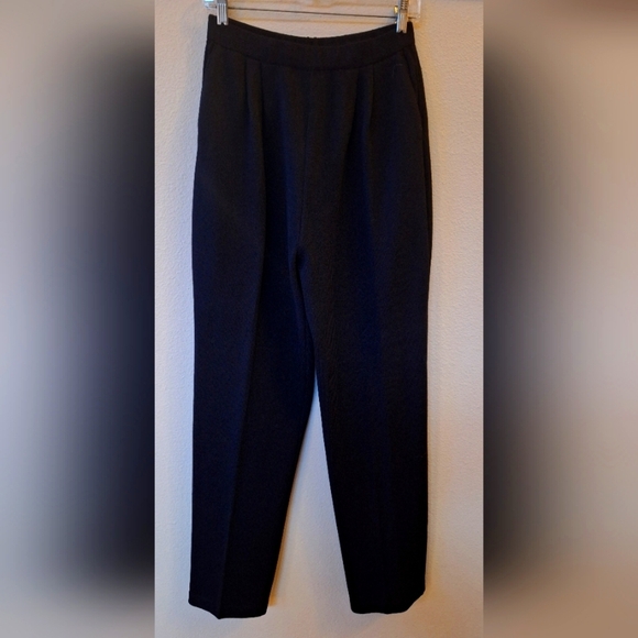 St. John Basics Santana Knit Black Pants Elastic Waist Pockets Womens size 6 - Picture 1 of 5